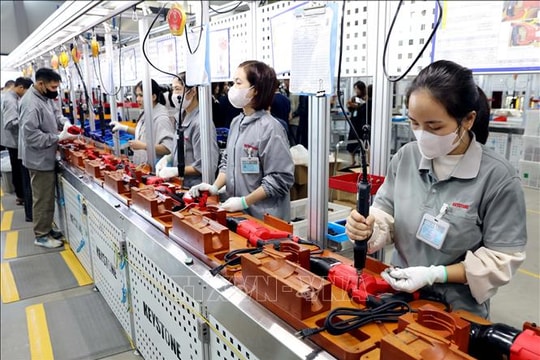 Nghị quyết số 10-NQ/TW của Bộ Chính trị về phát triển kinh tế có vốn đầu tư nước ngoài