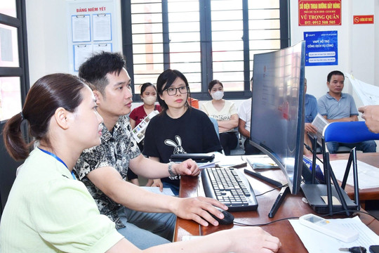 Bài 1: Khi bộ máy gọn hơn, phục vụ tốt hơn