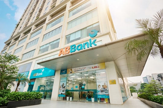 ABBank hoàn tất thủ tục đưa cổ phiếu mới chào bán, phát hành lên giao dịch, tiếp tục triển khai kế hoạch tăng vốn