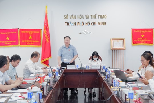 Ủy ban Văn hóa và Xã hội khảo sát hoạt động xuất bản tại Sở Văn hóa và Thể thao TP. Hồ Chí Minh