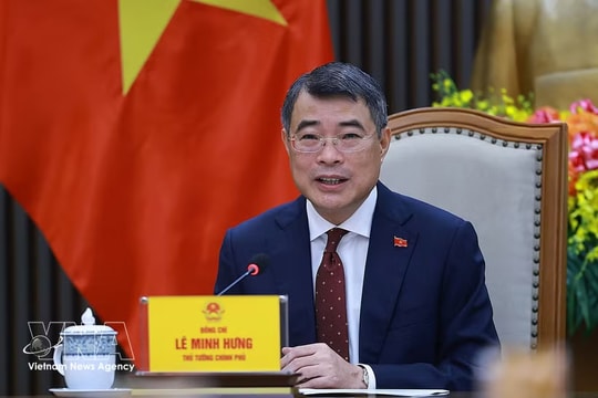 Vietnam, China promote development strategy connectivity, substantive cooperation