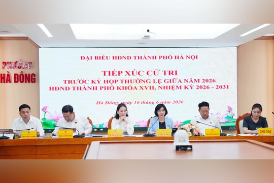 Chủ tịch HĐND thành phố Hà Nội tiếp xúc cử tri trước kỳ họp thường lệ giữa năm 2026