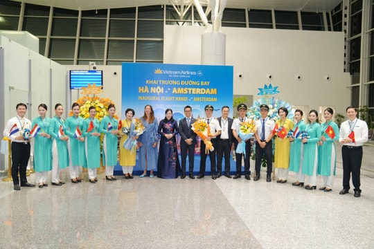 Vietnam Airlines chính thức khai thác đường bay thẳng Hà Nội - Amsterdam