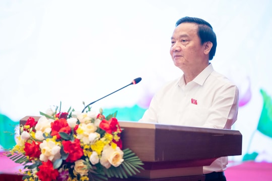 Tập trung hoàn thiện thể chế phát triển, tạo động lực cho tăng trưởng nhanh và bền vững