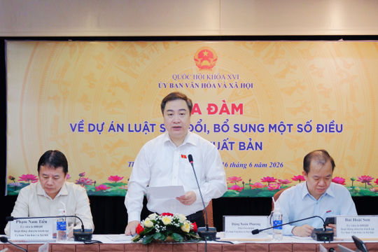 Ủy ban Văn hóa và Xã hội tham vấn chuyên gia về sửa đổi Luật Xuất bản