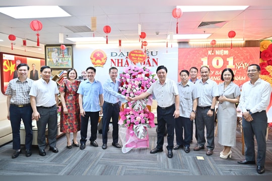 Lãnh đạo Thanh tra Chính phủ chúc mừng Báo Đại biểu Nhân dân