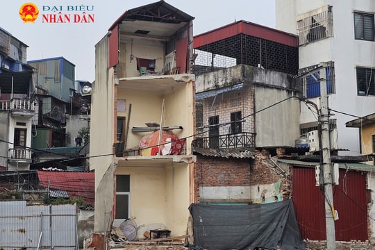 Hà Nội: Phường Khương Đình tích cực vận động tháo dỡ hàng loạt nhà “siêu mỏng, siêu méo” sau GPMB đường Vành đai 2,5