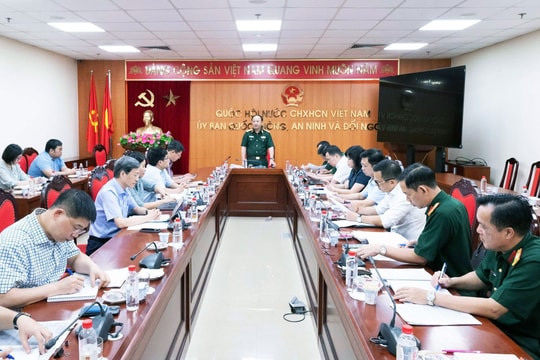 Đoàn khảo sát của Ủy ban Quốc phòng, An ninh và Đối ngoại làm việc với các cơ quan về phòng, chống phổ biến vũ khí hủy diệt hàng loạt