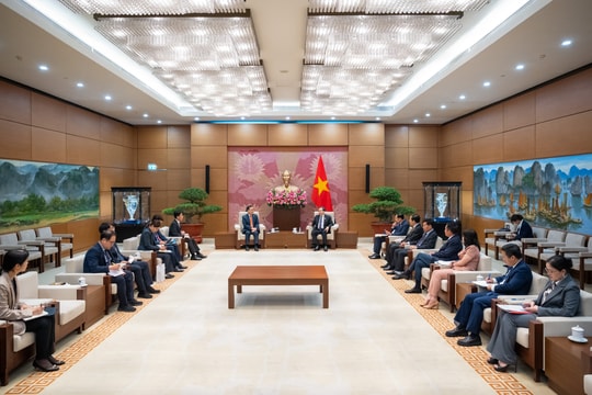 Chủ tịch Quốc hội Trần Thanh Mẫn tiếp Đại sứ Hàn Quốc