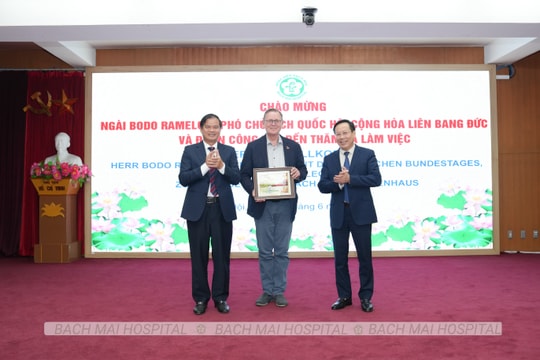 Bệnh viện Bạch Mai đề xuất lập trung tâm chăm sóc người cao tuổi theo mô hình Đức