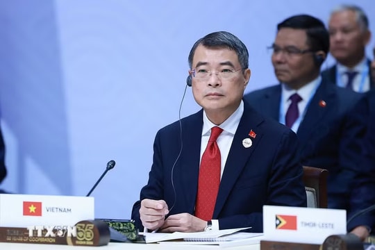 Thủ tướng Lê Minh Hưng dự phiên toàn thể Hội nghị Cấp cao Kỷ niệm 35 năm quan hệ ASEAN-Nga