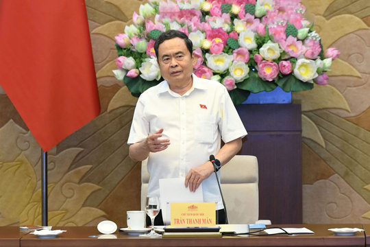 Chủ tịch Quốc hội Trần Thanh Mẫn ký ban hành 3 Nghị quyết của Ủy ban Thường vụ Quốc hội