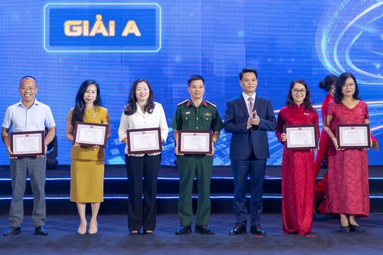 Liên chi hội Nhà báo Văn phòng Quốc hội giành giải A Gian trưng bày ấn tượng đặc sắc