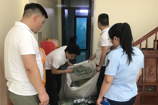 Bắc Ninh xử phạt 180 triệu đồng doanh nghiệp kinh doanh thực phẩm nhập lậu