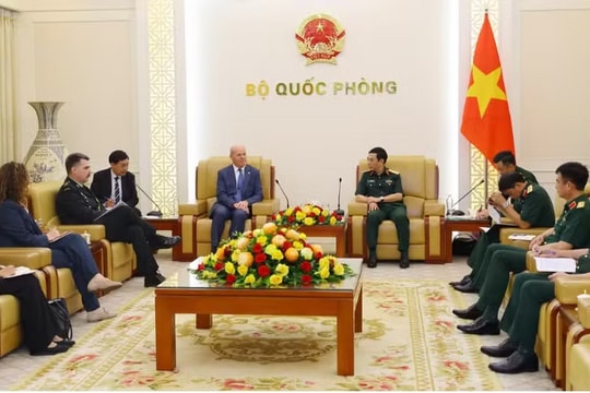 Vietnam, Canada seek to promote defence cooperation