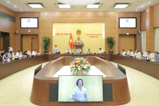 Thông qua Nghị quyết về đánh giá, xếp loại chất lượng đối với Vụ chuyên môn