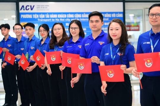 Cửa ngõ Thủ đô bừng sắc xanh: Khát vọng tuổi trẻ hội tụ về ngày hội lớn