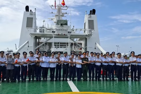Vietnam Coast Guard's visit strengthens maritime ties with Malaysia