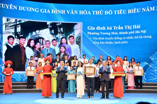 Tuyên dương 126 gia đình văn hóa tiêu biểu Thủ đô năm 2026