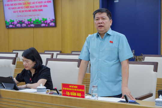 Đoàn khảo sát của Ủy ban Văn hóa và Xã hội làm việc với Ủy ban nhân dân thành phố Hải Phòng