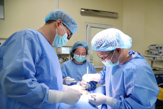 Công nghệ định vị không dây giúp phẫu thuật ung thư vú chính xác hơn