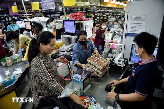 Thailand maintains deficit spending to support growth, economic stability