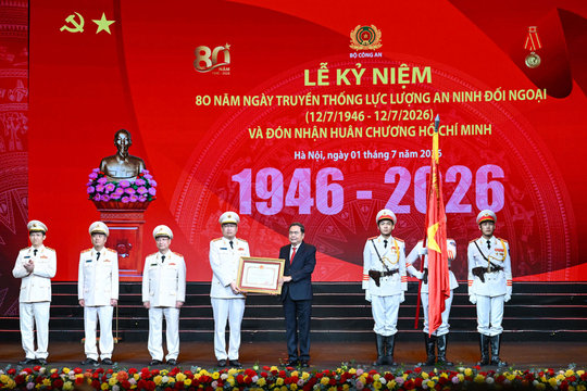 Chủ tịch Quốc hội Trần Thanh Mẫn dự Lễ kỷ niệm 80 năm Ngày truyền thống Lực lượng An ninh đối ngoại