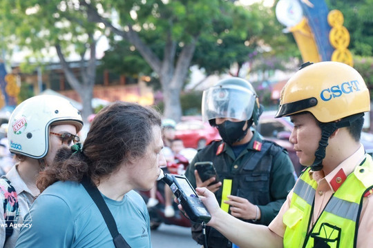No exceptions for foreign visitors violating law: Officials