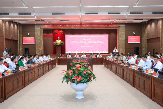 Hà Nội: Xác lập mô hình tăng trưởng dựa trên khoa học, công nghệ, đổi mới sáng tạo, chuyển đổi số
