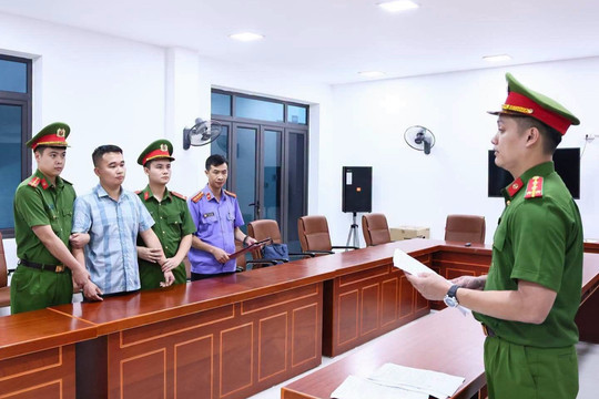 Vụ điểm thi môn Toán ở Tuyên Quang: Lệnh giữ khẩn cấp một giáo viên