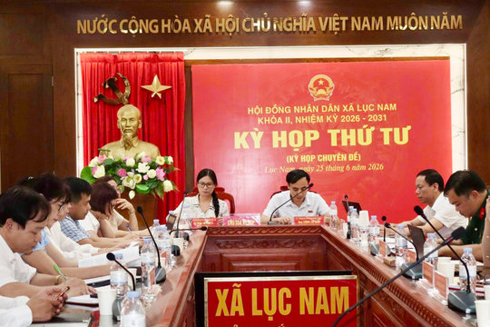 "Thôn số" điều hành, hỗ trợ người dân tiếp cận dịch vụ công thuận lợi hơn
