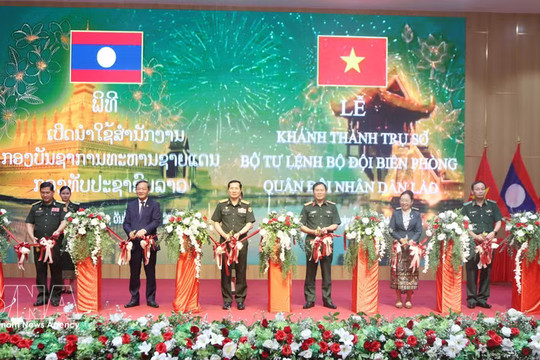 Vietnam, Laos strengthen defence cooperation