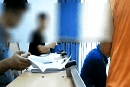 Khi gian lận thi cử diễn ra từ bên trong hệ thống