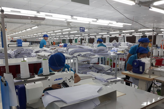 Dệt may xuất siêu gần 10 tỷ USD trong nửa đầu năm