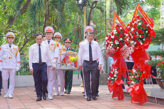 Thủ tướng Lê Minh Hưng dự lễ triển khai tìm kiếm, quy tập hài cốt liệt sĩ ở công viên Lê Thị Riêng