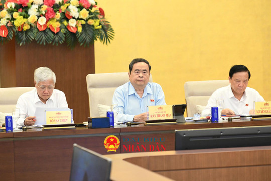 Chủ tịch Quốc hội Trần Thanh Mẫn chủ trì họp giao ban với các cơ quan của Quốc hội