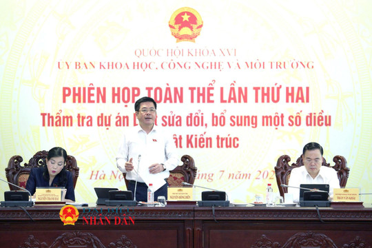 Phó Chủ tịch Quốc hội Nguyễn Hồng Diên dự Phiên họp toàn thể lần thứ hai của Ủy ban Khoa học, Công nghệ và Môi trường
