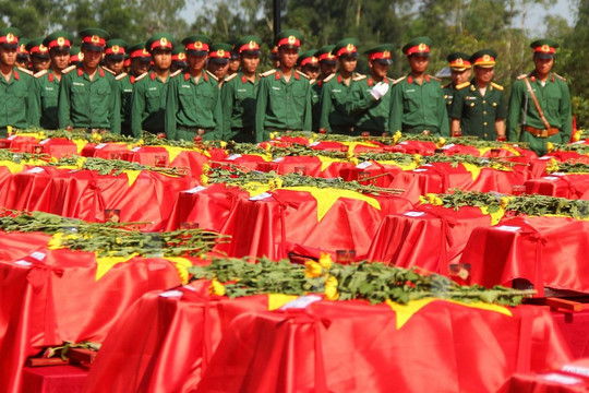 Thủ tướng Lê Minh Hưng yêu cầu đẩy mạnh thực hiện tìm kiếm, quy tập và xác định danh tính hài cốt liệt sĩ