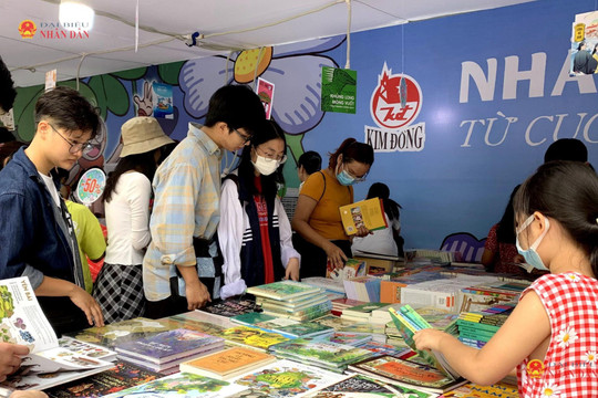 Mở rộng biên độ lan tỏa tri thức và văn hóa Việt