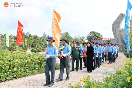 Lễ truy điệu và an táng 68 hài cốt liệt sĩ tại Đồng Tháp