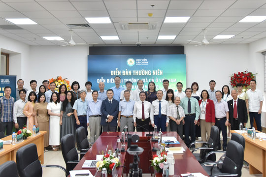 Diễn đàn thường niên về diễn biến thị trường, giá cả Việt Nam: Đề xuất nhiều giải pháp gắn với mục tiêu tăng trưởng cao