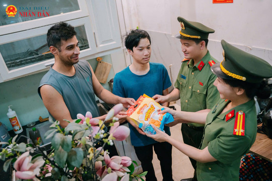 Lan tỏa hiệu quả từ mô hình “Quản lý người nước ngoài 3 nhất”
