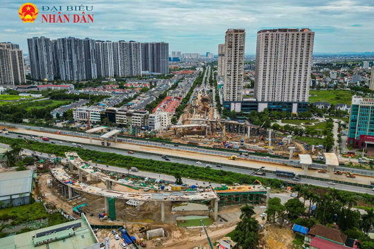 Hà Nội: Nút giao gần 2.400 tỷ đồng đang thành hình trên tuyến vành đai 3,5