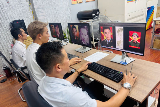 TP. Hồ Chí Minh: Phục dựng ảnh liệt sĩ miễn phí cho thân nhân và gia đình chính sách
