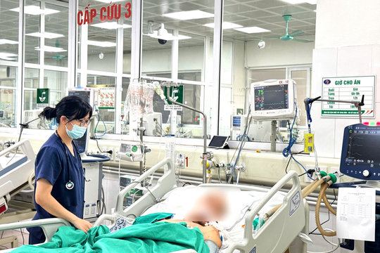 Người đàn ông viêm màng não, phù não sau 2 ngày ăn tiết canh