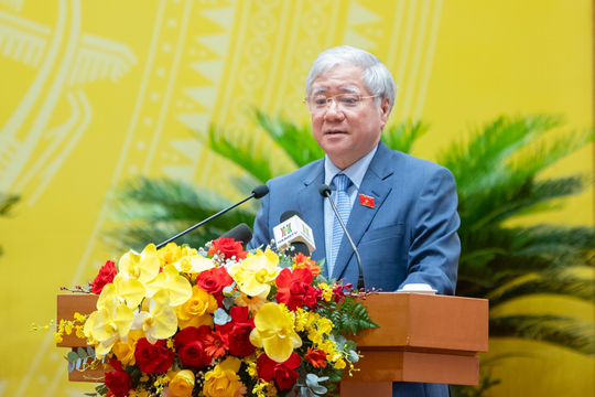 Đã bàn là phải thông, đã quyết là phải làm tích cực, đã làm là phải ích nước, lợi dân