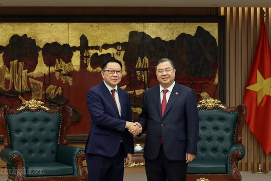 Deputy PM calls for stronger Vietnam – Laos cooperation in agriculture, environment