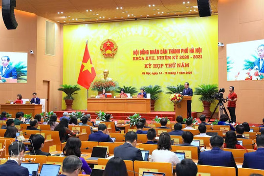 Standing NA Vice Chairman urges Hanoi to align growth scenario with reality