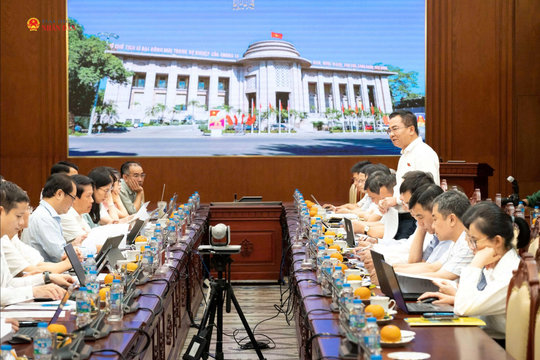 Đoàn khảo sát của Ủy ban Quốc phòng, An ninh và Đối ngoại làm việc với Ngân hàng Nhà nước