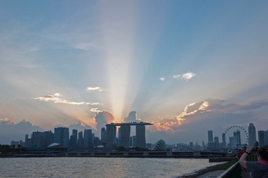 Singapore's economic growth slows to 5.7% in Q2 2026